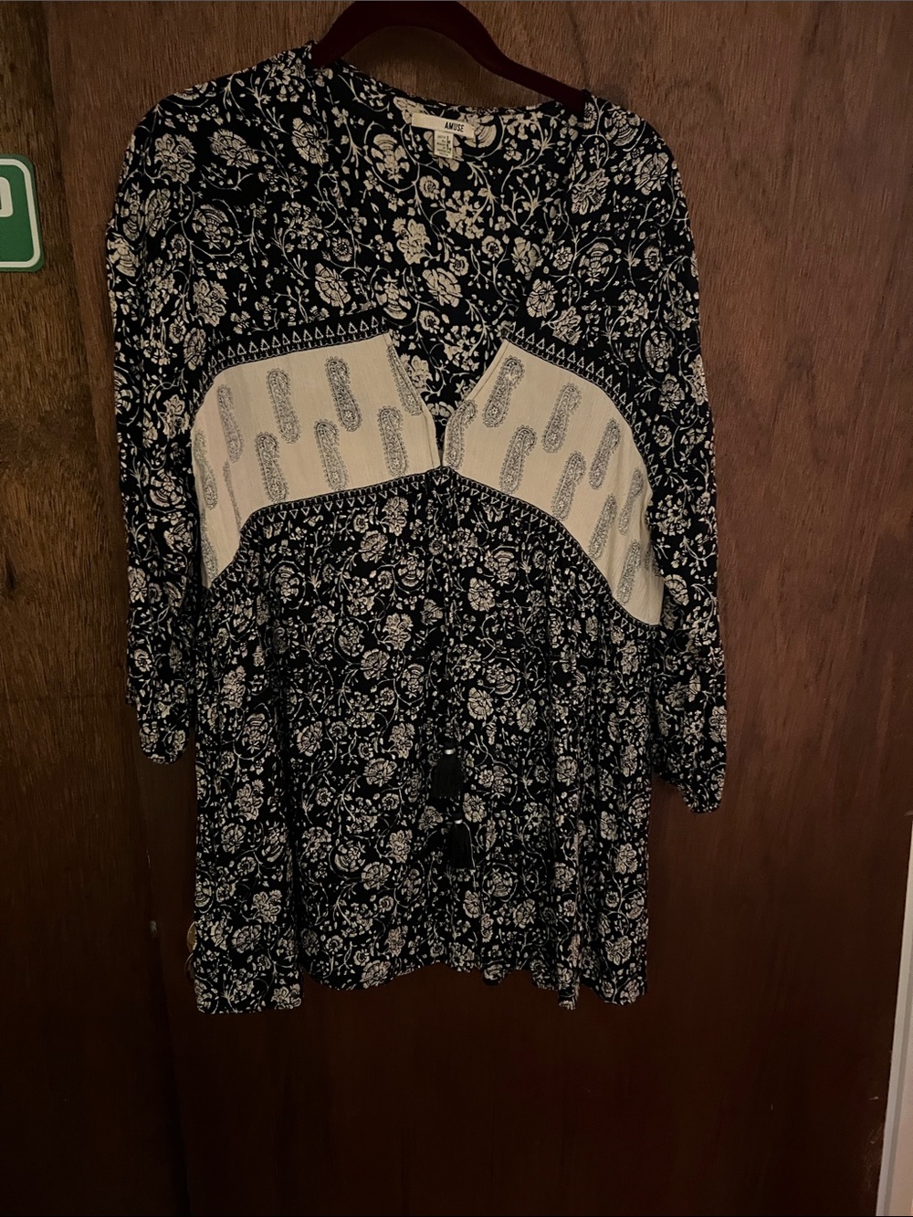 Amuse Society Black Tunic with Cream Floral Print small